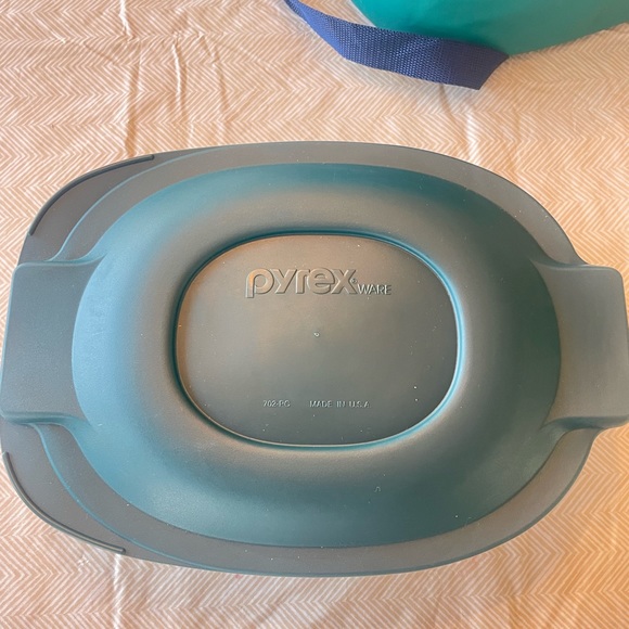 Pyrex Portable - Picture 4 of 5